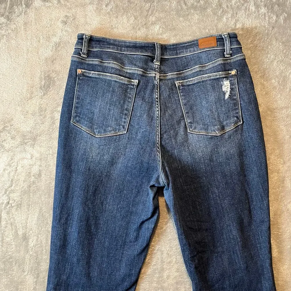 Judy Blue High Waisted Boyfriend Fit Distressed Denim Blue Jeans Women's‎